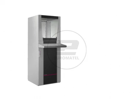 Szafa systemowa PC, szer. 600 mm, Drzwi przeszklone, Półka urządzeniowa, występ