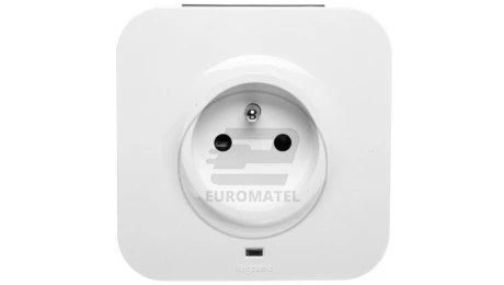 HELMO Wtyczka z gniazdem pojedynczym z/u 16A IP20 z ładowarką HELMO Gniazdo podwójne USB biała 50671