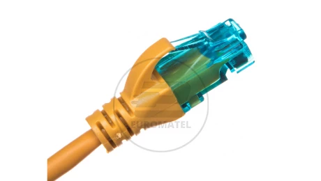 Kabel krosowy (Patch Cord) U/UTP kat.5e żółty 3m DK-1512-030/Y