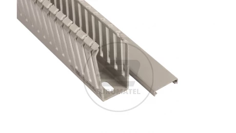 Korytko grzebieniowe 25x60x2000mm jasnoszare E74