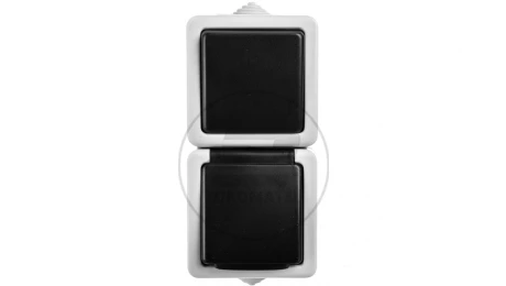 TEKNO Łącznik jednobiegunowy + gniazdo z ochroną styków pionowy śrubowy 10AX/16A 250V czarne IP54 25361